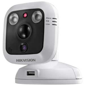 Видеокамера Hikvision DS-2CD2C10F-IW фото 1